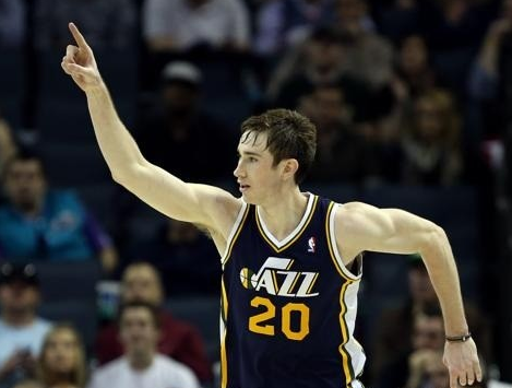 在高速下保 在高速下保