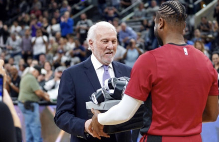 从巅峰到低 从巅峰到低