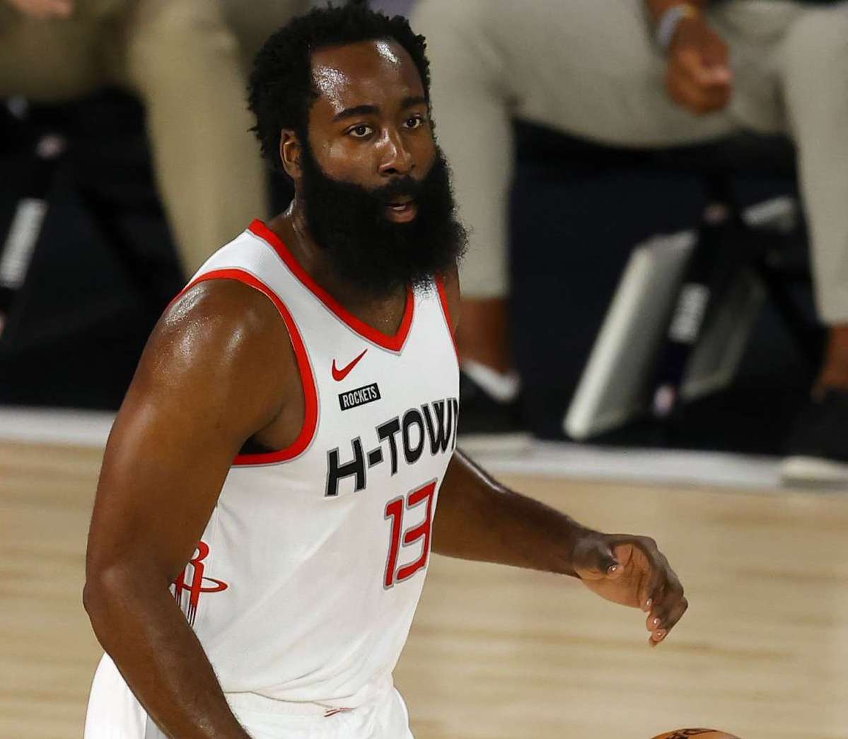 形成稳定触 形成稳定触